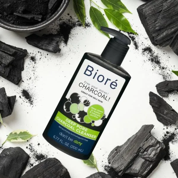 Biore Deep Pore Charcoal Cleanser 200ml