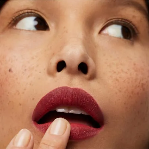 ILIA - Lip Sketch Hydrating Crayon - Long Lasting, Crease-Resistant, Soft-Matte Finish