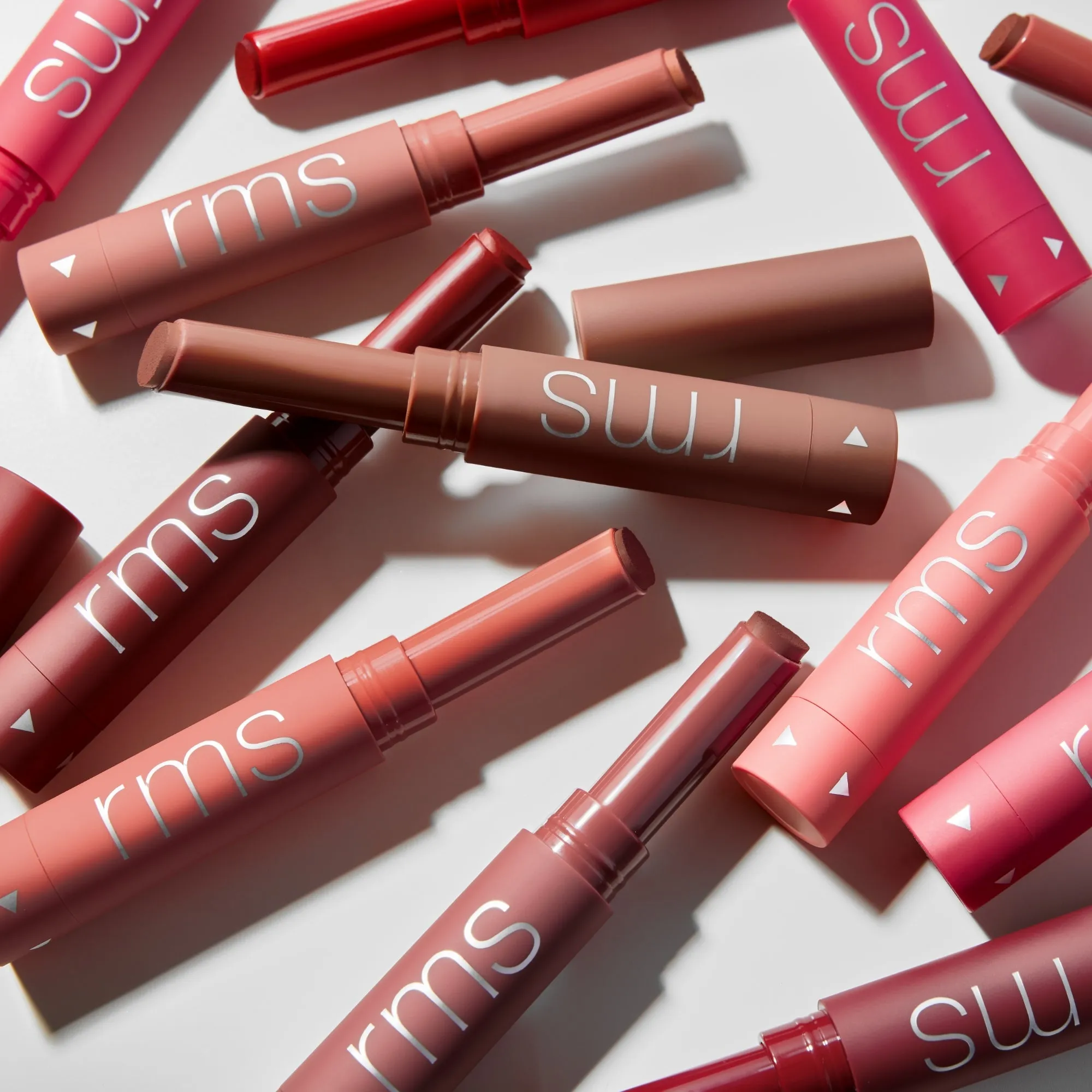 Nude Legendary Serum Lipstick